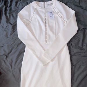 White Long-Sleeved Bodycon Dress